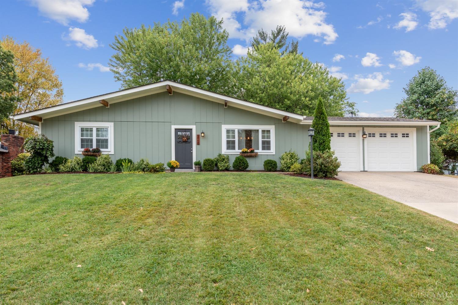 Butlersbridge Ct, Cincinnati, OH 45244