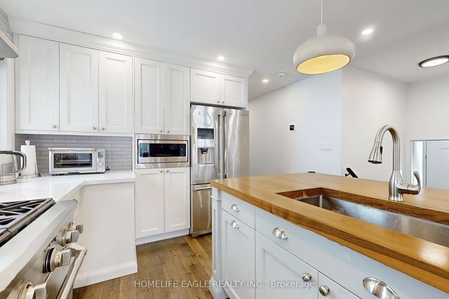 723 Victory Dr, House other with 3 bedrooms, 3 bathrooms and 2 parking in Pickering ON | Image 10