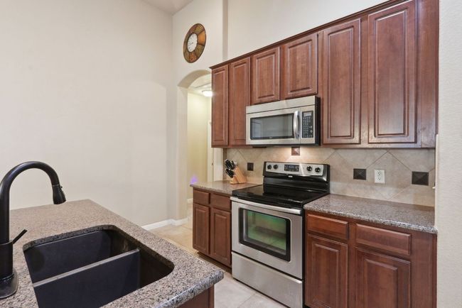 UNIT-22 - 7233 Menchaca Rd, House other with 3 bedrooms, 2 bathrooms and 2 parking in Austin TX | Image 13