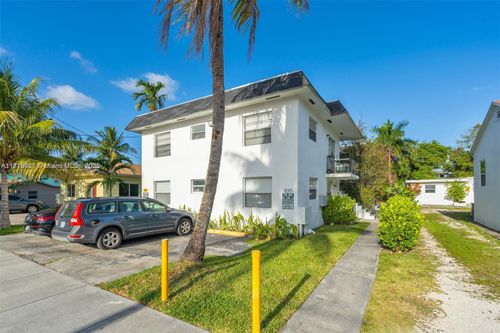 apt-5-8315 Ne Miami Ct, Miami, FL, 33138-3722 | Card Image