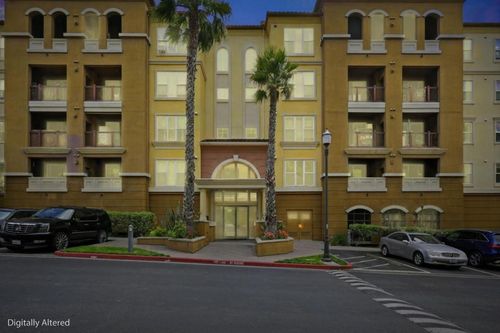 5107-2210 Gellert Boulevard, South San Francisco, CA, 94080 | Card Image