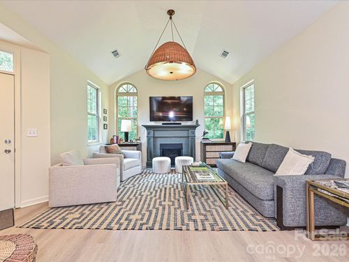 3520 S Bank Ct, Matthews, NC, 28105-5459 | Card Image