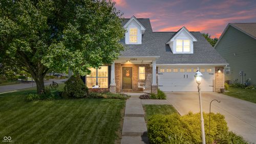10293 Cheswick Ln, Fishers, IN, 46037-8969 | Card Image