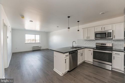 a203-6649 Ridge Ave, PHILADELPHIA, PA, 19128-2491 | Card Image