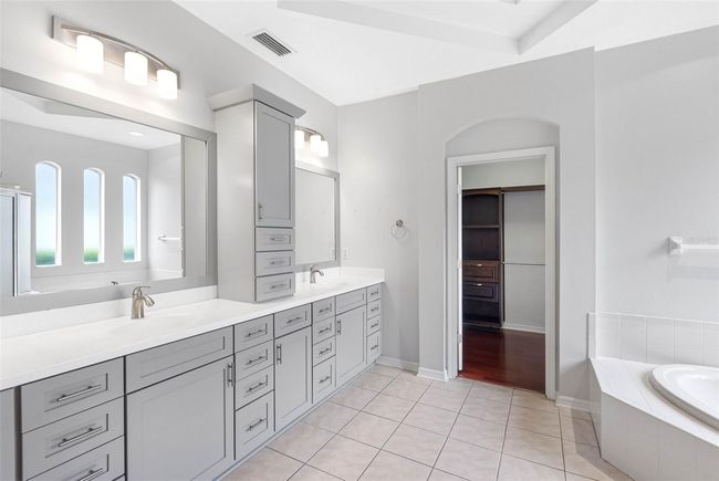 16522 Ivy Lake Dr, House other with 4 bedrooms, 3 bathrooms and null parking in ODESSA FL | Image 26