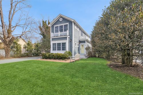 188 S Country Rd, Remsenburg, NY, 11960-2032 | Card Image