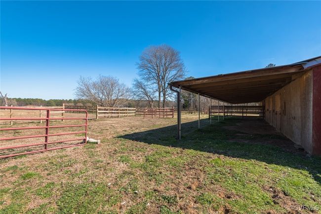 1316 General Puller Hwy, House other with 3 bedrooms, 2 bathrooms and null parking in Saluda VA | Image 44