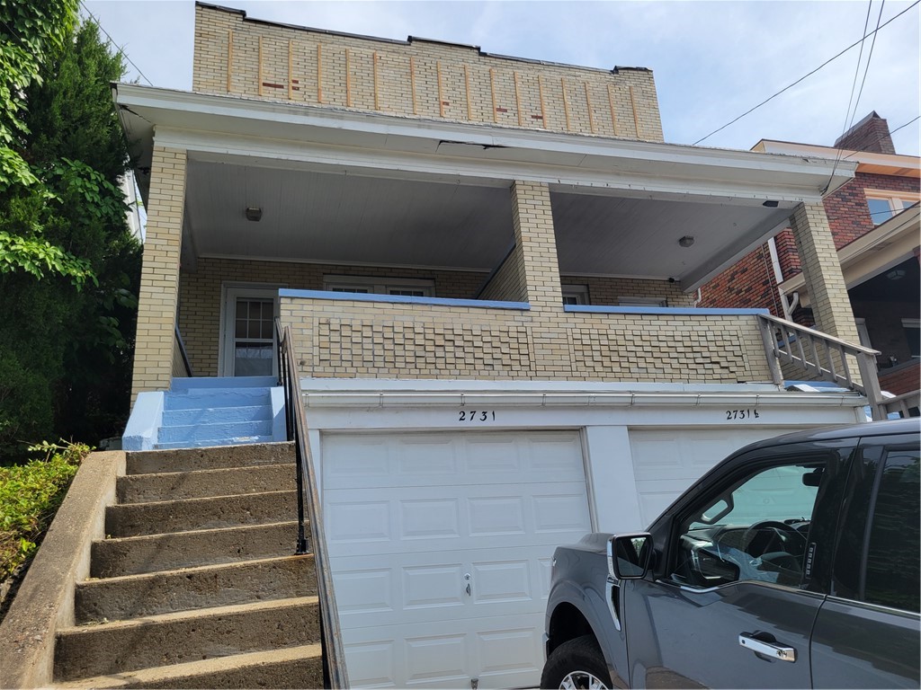 2731 Pyramid Ave, For Sale in Brentwood Zoocasa