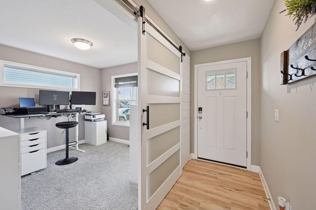 Front foyer of the home | Image 5