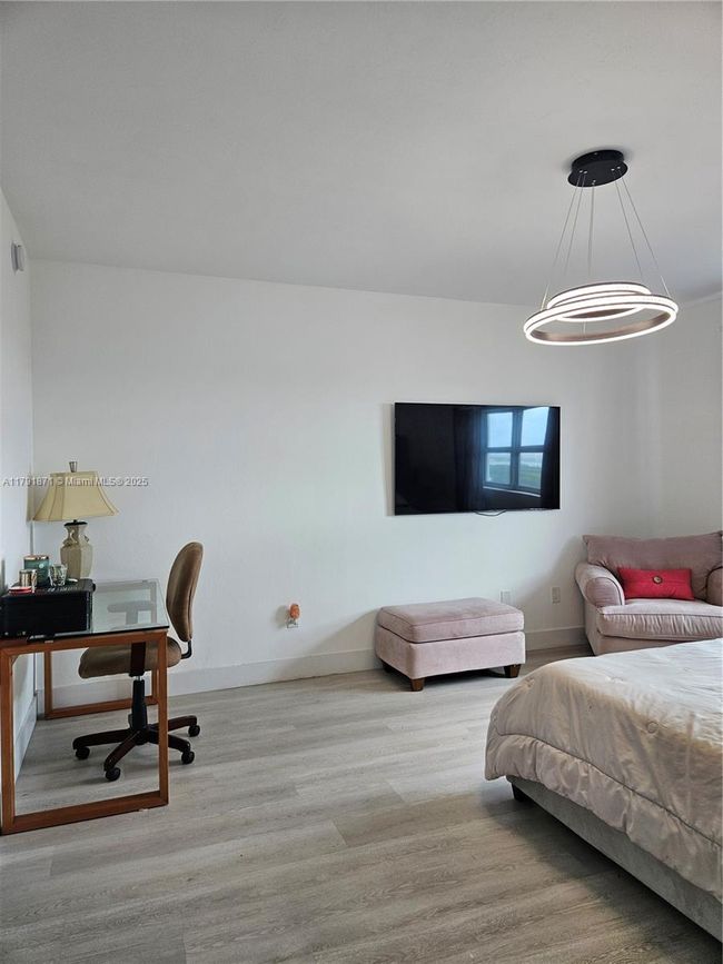 APT-2202 - 15051 Royal Oaks Ln, Condo with 2 bedrooms, 3 bathrooms and null parking in North Miami FL | Image 11