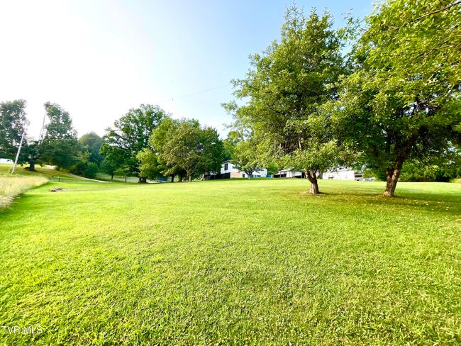 446 Bethel Rd, House other with 3 bedrooms, 2 bathrooms and null parking in Nickelsville VA | Image 34