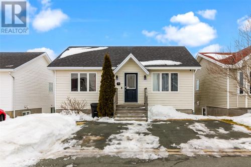 16 Beauford Pl, St. John's, NL, A1A5N4 | Card Image