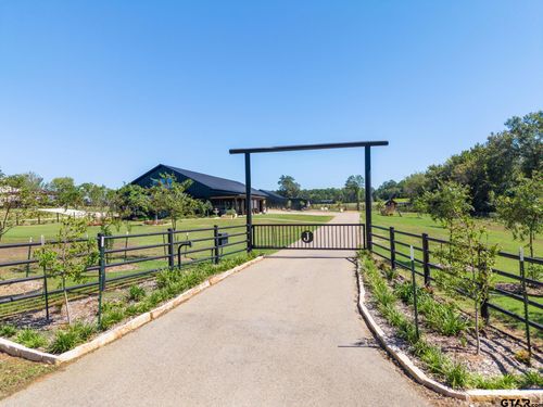 13127 County Road 246 S, Arp, TX, 75750-9571 | Card Image