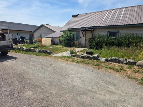 117 3rd Ave Se, Ronan, MT, 59864-2818 | Card Image