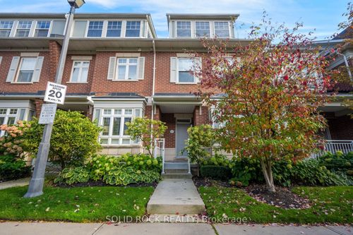 13 Compass Way, Mississauga, ON, L5G4T8 | Card Image