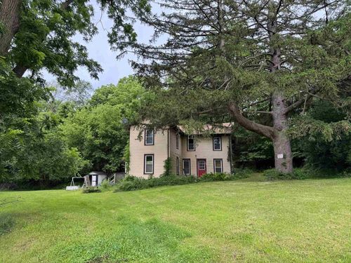 1803 Rockport Rd, Janesville, WI, 53548-5056 | Card Image