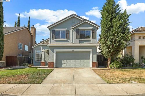 1830 Laurelgrove Ln, Tracy, CA, 95376-5327 | Card Image