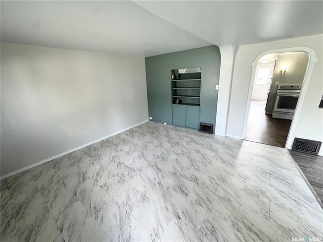 310 Maple Rd E, House other with 2 bedrooms, 1 bathrooms and 4 parking in Nipawin SK | Image 9