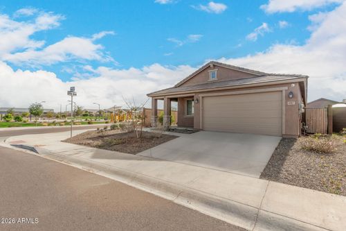 6907 W Pedro Ln, Laveen, AZ, 85339-4704 | Card Image