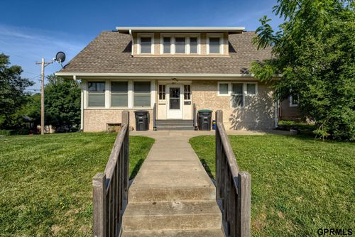 824 S 38th St, Omaha, NE, 68105-1255 | Card Image