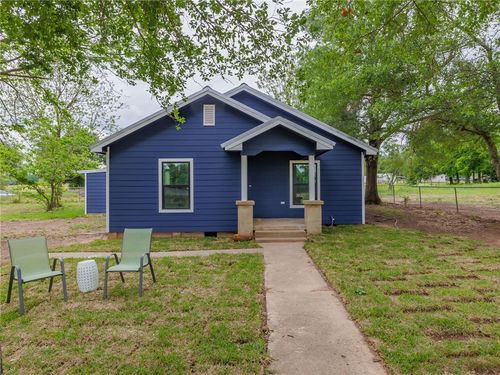 202 N Arendell, Gause, TX, 77857-7040 | Card Image