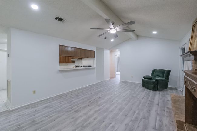 5026 Algernon Dr, House other with 4 bedrooms, 2 bathrooms and 2 parking in Spring TX | Image 6