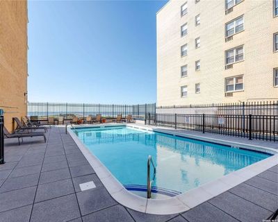 1N - 650 Shore Road, Condo with 1 bedrooms, 1 bathrooms and null parking in Long Beach NY | Image 1