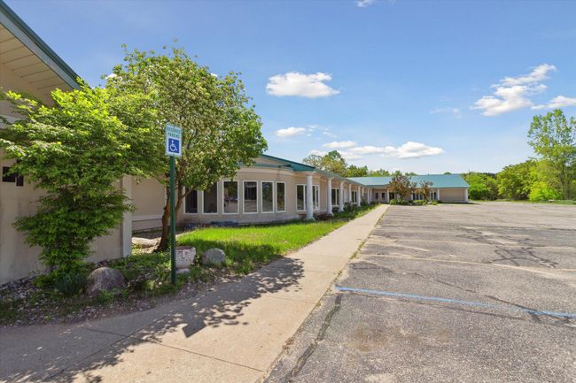 1380 Main St, Home with 0 bedrooms, 10 bathrooms and null parking in Edmore MI | Image 4