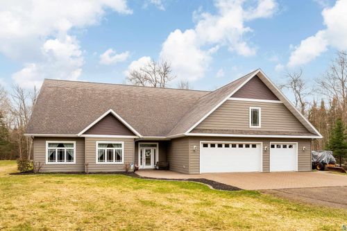 5760 Munger Shaw Rd, Saginaw, MN, 55779-9549 | Card Image