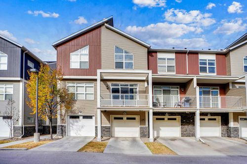 634 Redstone View Ne, Calgary, AB, T3N0M9 | Card Image