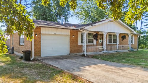520 Texas St, West Plains, MO, 65775-2324 | Card Image