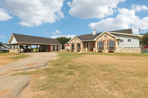 1891 State Highway 97 E, Floresville, TX, 78114-3568 | Card Image