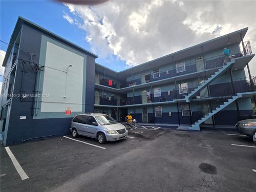 apt-6-1520 Nw 61st St, Miami, FL, 33142-8168 | Card Image