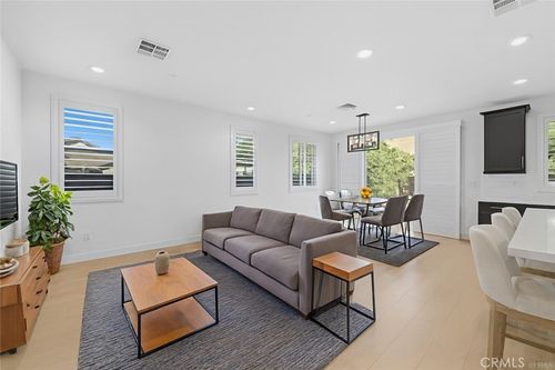 11702 Glenridge Rd, Corona, CA, 92883-0895 | Card Image