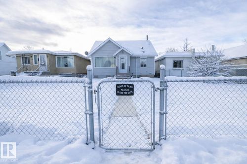 9405 110 Ave Nw, Edmonton, AB, T5H1H2 | Card Image