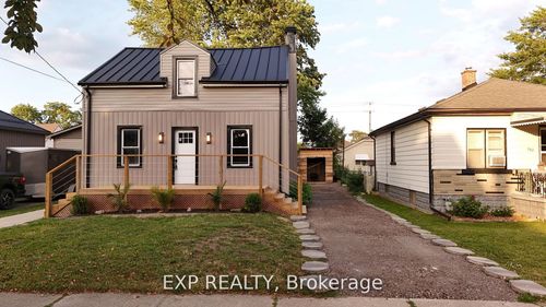 260 Wallace Ave S, Welland, ON, L3B1R6 | Card Image