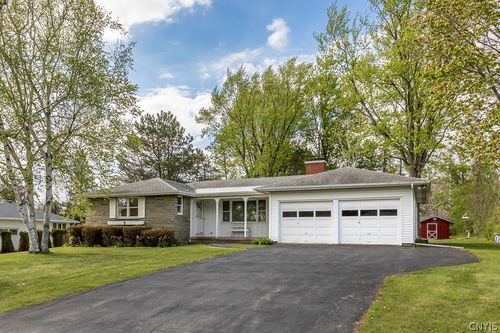 6521 Kermit Ln, East Syracuse, NY, 13057-1001 | Card Image