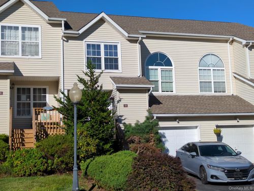 120 Highwood Drive, New Windsor, NY, 12553 | Card Image