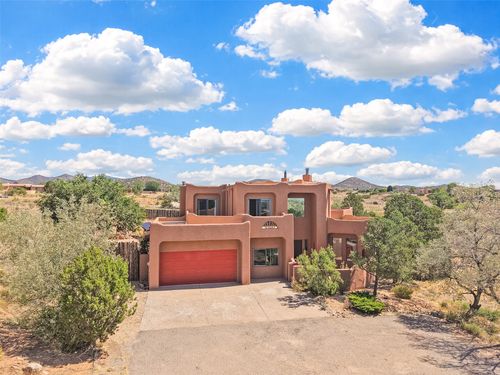 5 Sombra Ct, Santa Fe, NM, 87508-8783 | Card Image