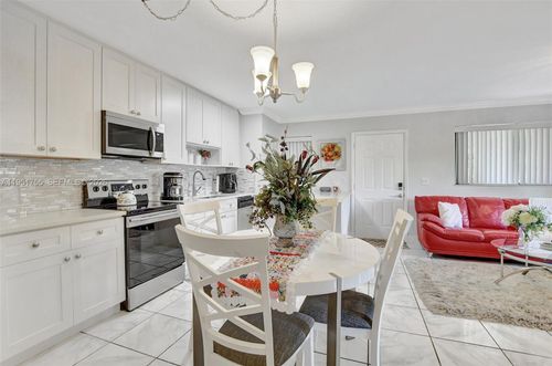apt-211-588 Trace Cir, Deerfield Beach, FL, 33441-7843 | Card Image