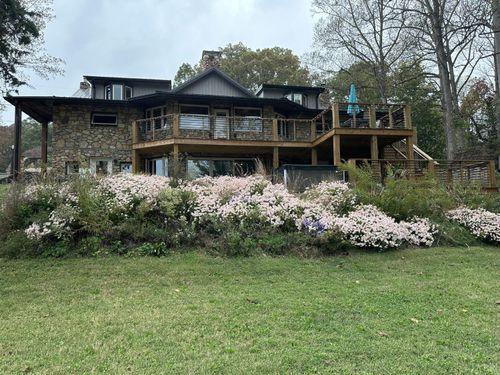 2206 Timberlake Dr, Lynchburg, VA, 24502-6948 | Card Image