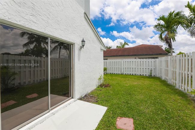 3749 Nw 107 Th Way, House other with 3 bedrooms, 3 bathrooms and null parking in Sunrise FL | Image 6