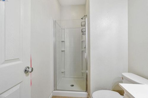 511 Viola Ct, Brentwood, CA, 94513-1564 | Card Image