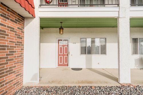 9150 Greenway Ct, Saginaw, MI, 48609-6784 | Card Image