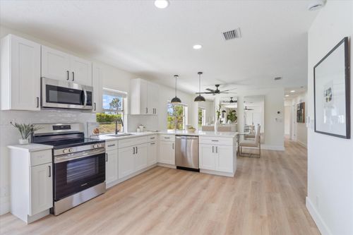 2840 Dorson Way, Delray Beach, FL, 33445-2347 | Card Image