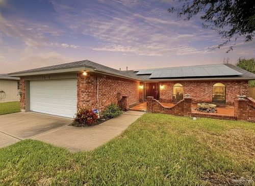 2610 E Dunkin Cir, Harlingen, TX, 78550-3857 | Card Image