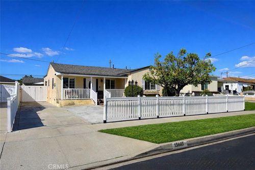 15603 Thornlake Ave, Norwalk, CA, 90650-6766 | Card Image