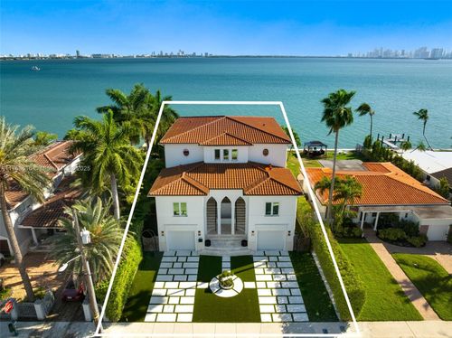1460 S Treasure Dr, North Bay Village, FL, 33141-4125 | Card Image
