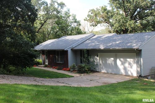 5 E Timberline Dr, Blue Grass, IA, 52726-9561 | Card Image