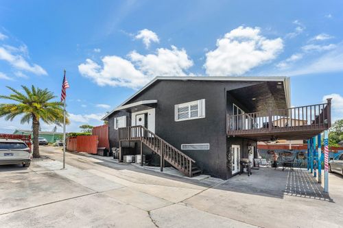 907 N A St, Lake Worth Beach, FL, 33460-2426 | Card Image